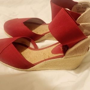 Lauren by RALPH LAUREN Women’s Charla Espadrilles sandals red size 8